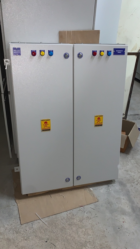 RESIDENCE PANEL